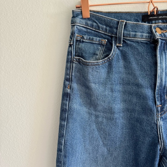 J Brand x Elsa Hosk Monday Jean in Workday Blue
Wide Leg Jeans Size 29 - Picture 5 of 15